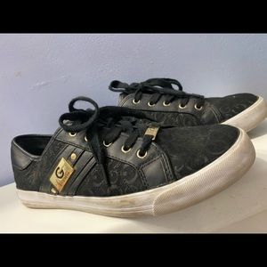 👟 Guess sneakers